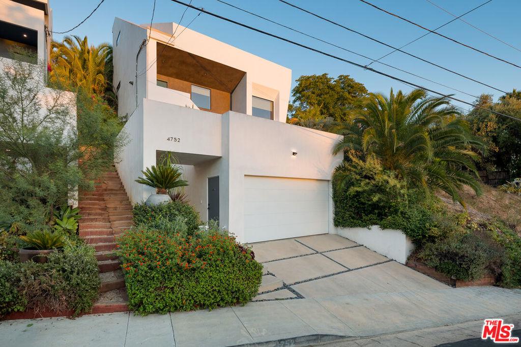 MLS #26985113 image #0