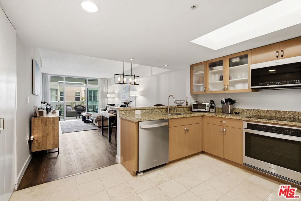 MLS #26985159 image #0