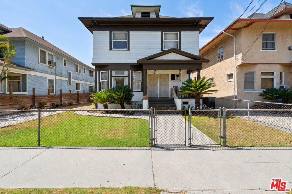 1030 W 20th ST Los Angeles CA 90007 | MLS #26862261 79 MLS #26862261 image #0
