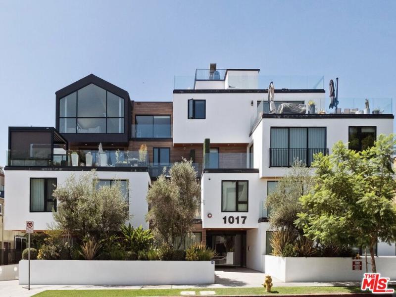 1017 N Croft #PH01 Los Angeles CA 90069 | MLS #26985849 45 MLS #26985849 image #0