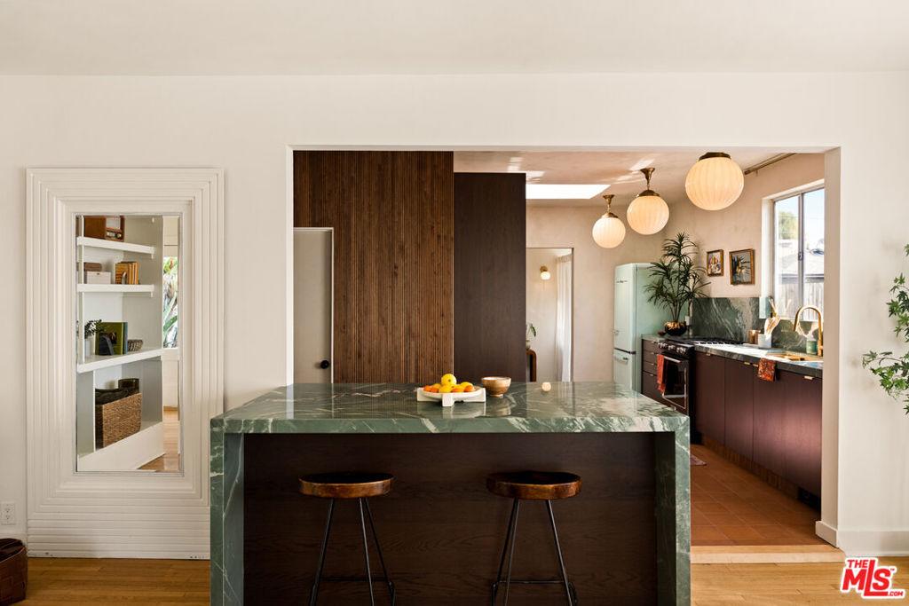 MLS #26986345 image #0