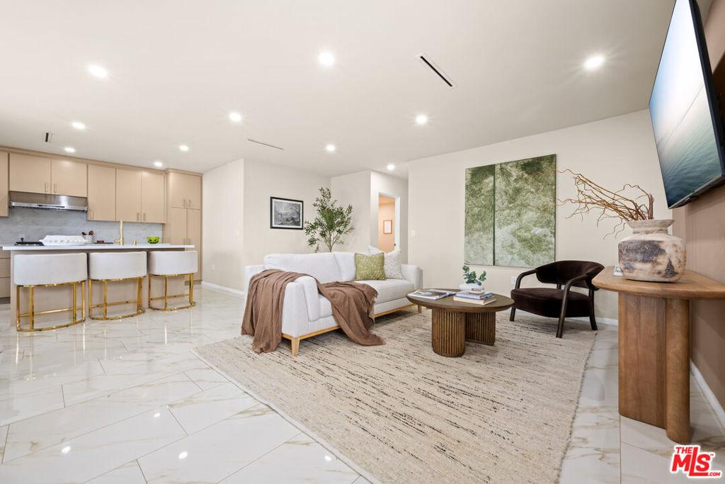 MLS #26987115 image #0