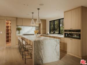 MLS #26987947 image #0