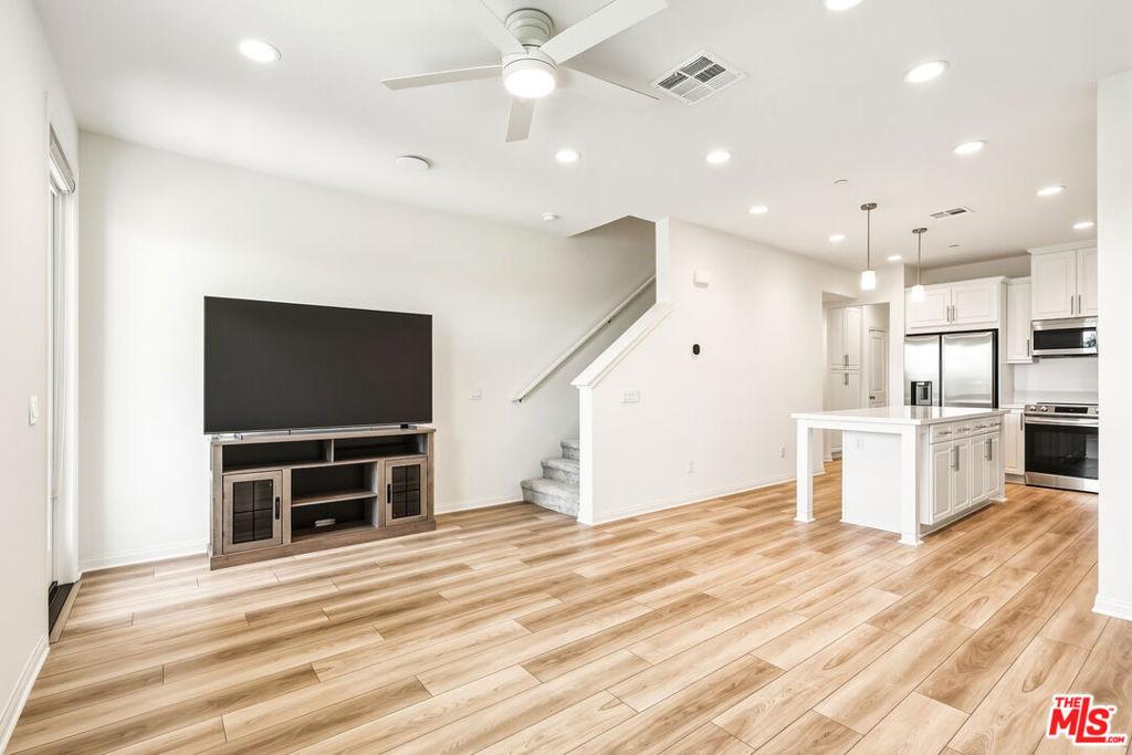 MLS #26988675 image #0