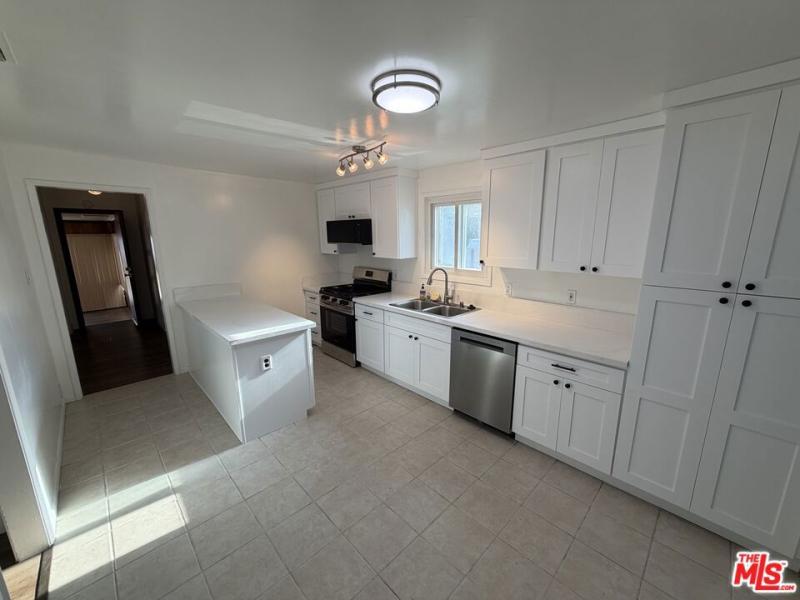 MLS #26989503 image #0