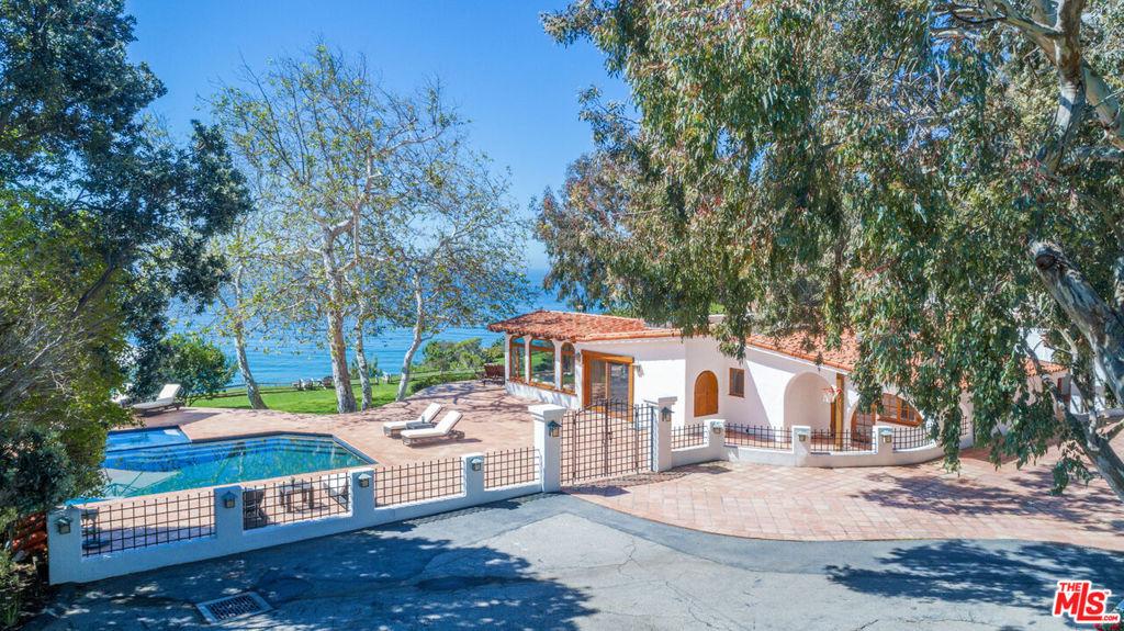 32752 Pacific Coast HY Malibu CA 90265 | MLS #26990117 41 MLS #26990117 image #0
