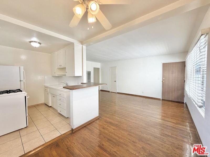 932 Wilcox AV #4 Los Angeles CA 90038 | MLS #26990163 45 MLS #26990163 image #0