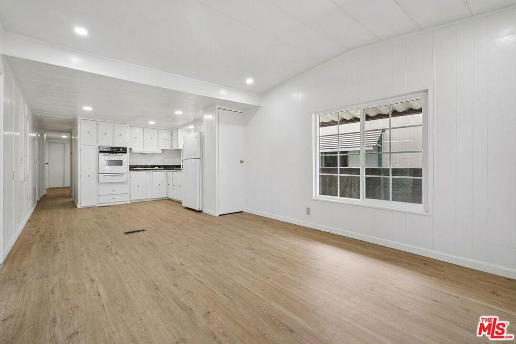 MLS #26990197 image #0