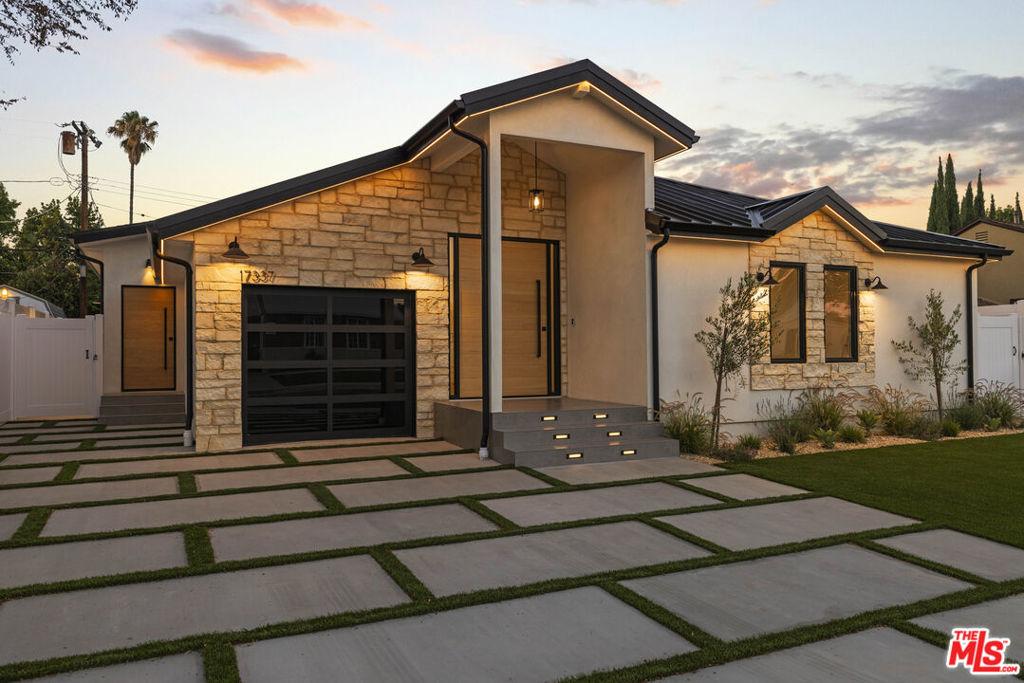 MLS #26991925 image #0