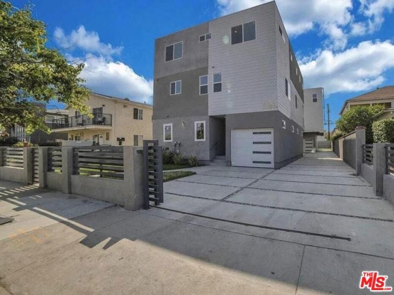 MLS #26992105 image #0