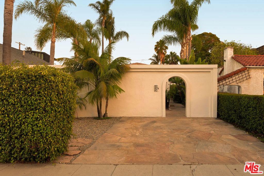 810 Indiana AV Venice CA 90291 | MLS #26992139 41 MLS #26992139 image #0