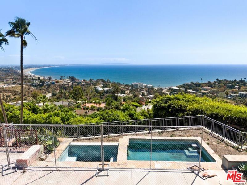 633 Resolano DR Pacific Palisades CA 90272 | MLS #26992297 41 MLS #26992297 image #0