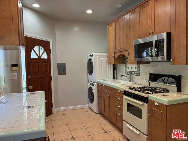 MLS #26992645 image #0