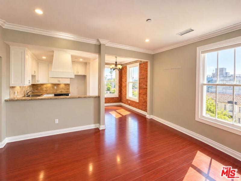 MLS #26992815 image #0