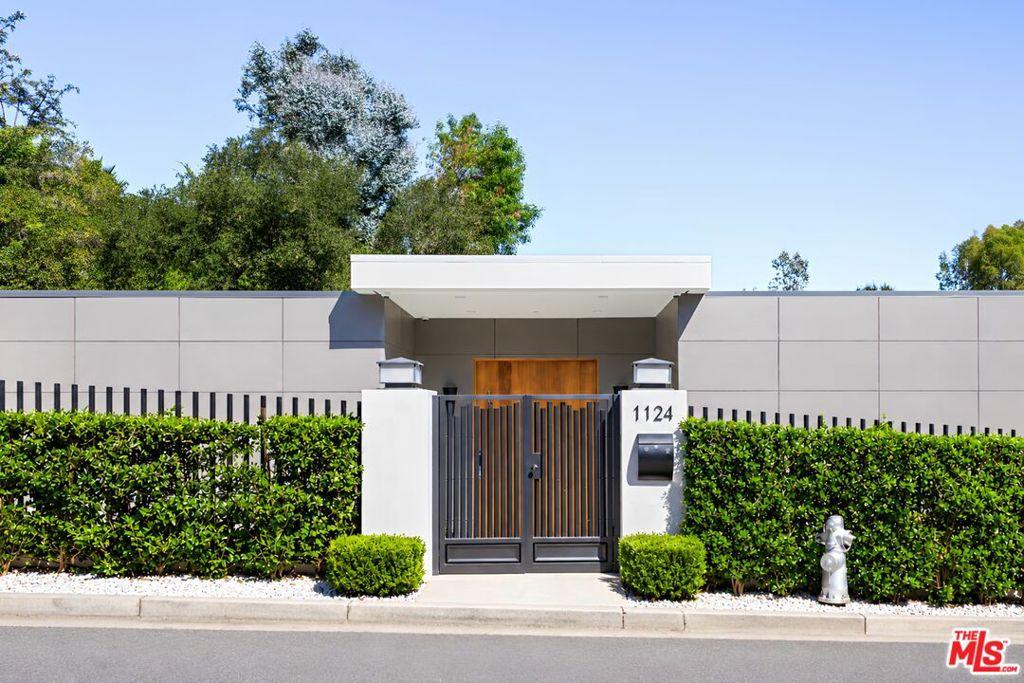 1124 Summit DR Beverly Hills CA 90210 | MLS #26993157 45 MLS #26993157 image #0