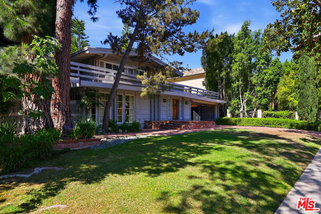 521 N Crescent DR Beverly Hills CA 90210 | MLS #26993935 45 MLS #26993935 image #0