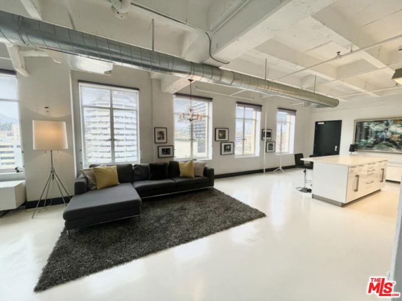 6253 Hollywood BL #909 Los Angeles CA 90028 | MLS #26860073 87 MLS #26860073 image #0