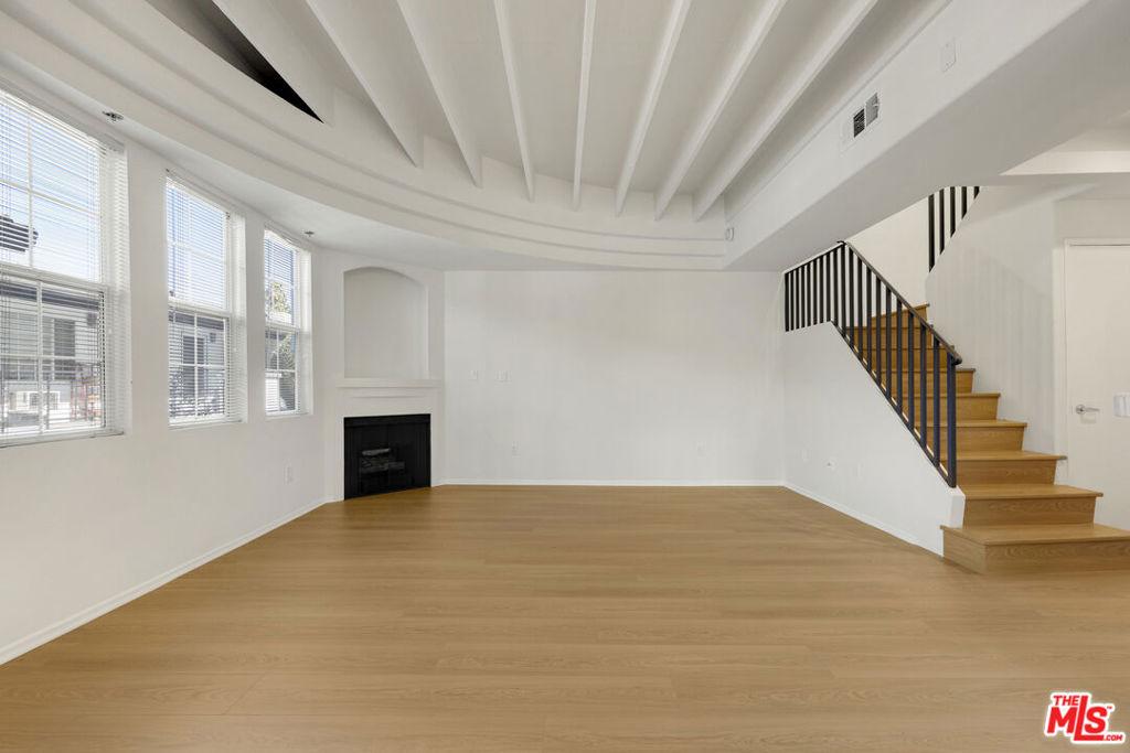 MLS #26994665 image #0