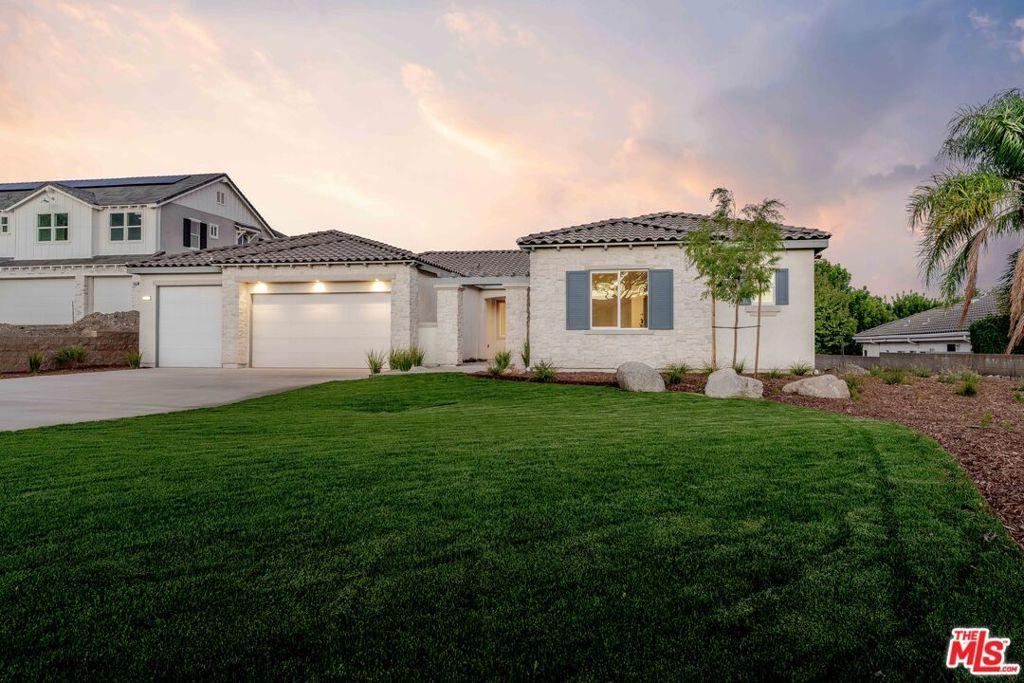 MLS #26994773 image #0