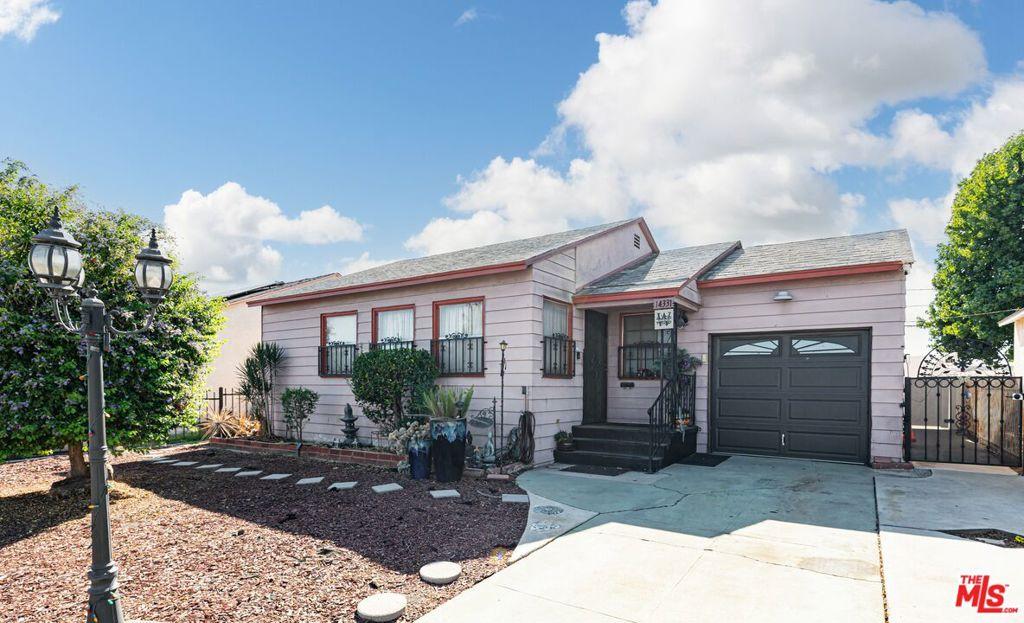 14331 S Cahita AV Compton CA 90220 | MLS #26994979 45 MLS #26994979 image #0