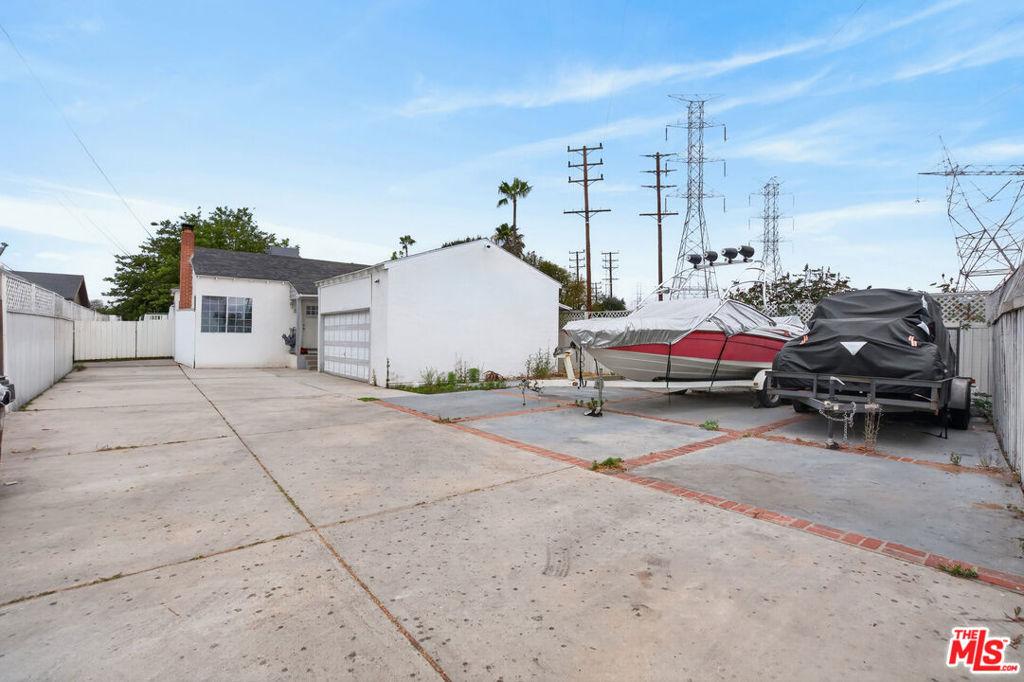 6427 Klump AV North Hollywood CA 91606 | MLS #26994993 41 MLS #26994993 image #0