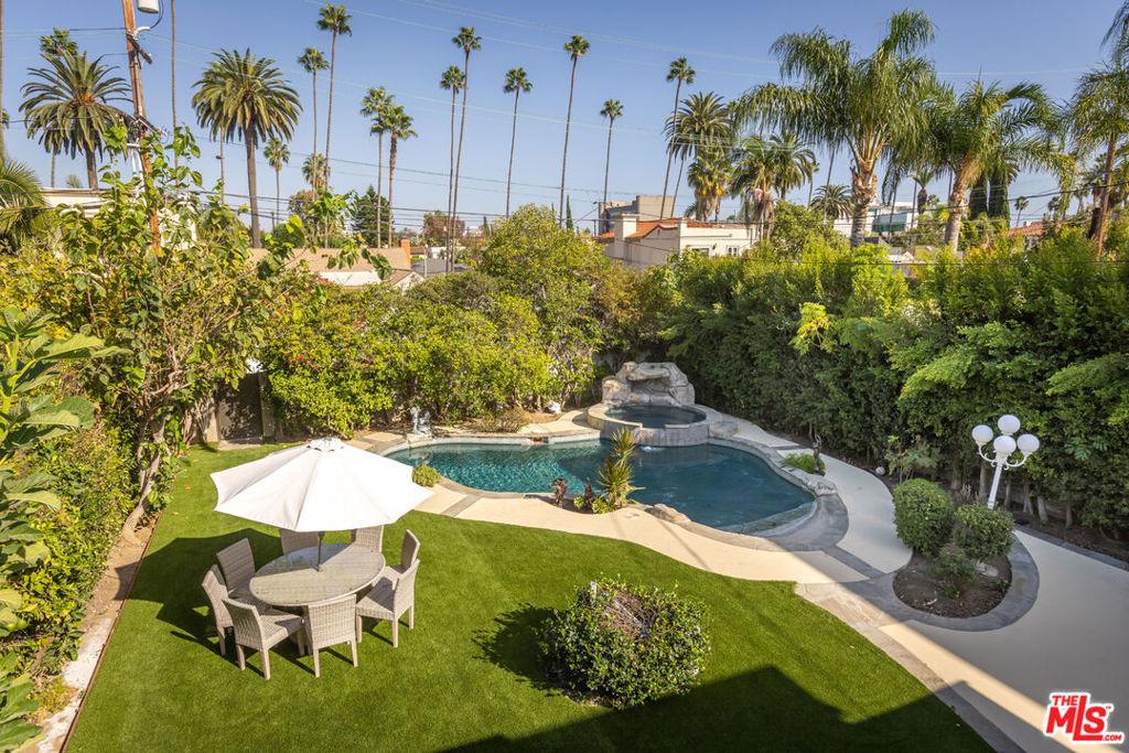 120 N Oakhurst DR Beverly Hills CA 90210 | MLS #26995289 45 MLS #26995289 image #0