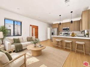1/2 Hauser BL Los Angeles CA 90019 | MLS #26992105 87 MLS #26992105 image #0