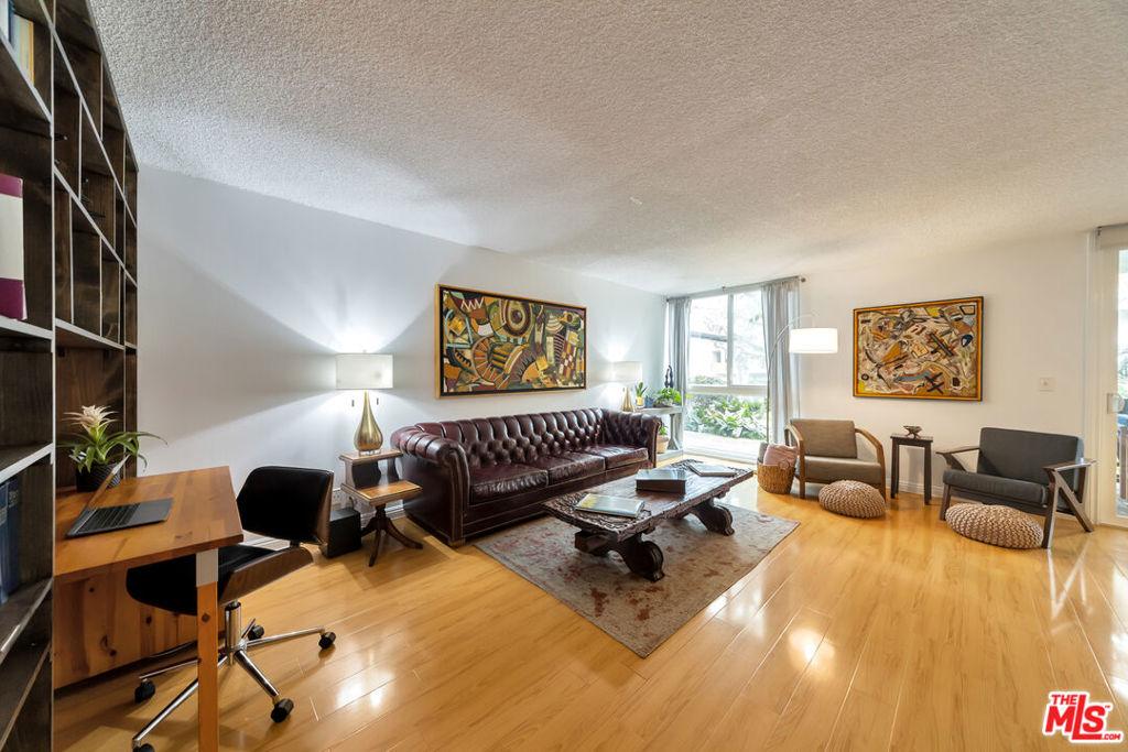 MLS #26995381 image #0