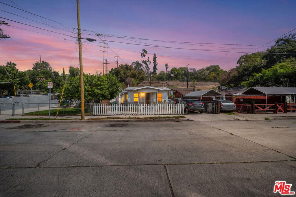 MLS #26995787 image #0