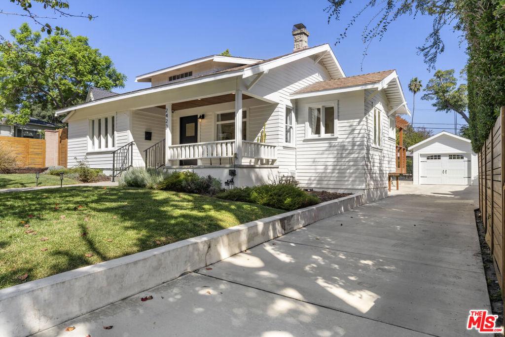 MLS #26995815 image #0