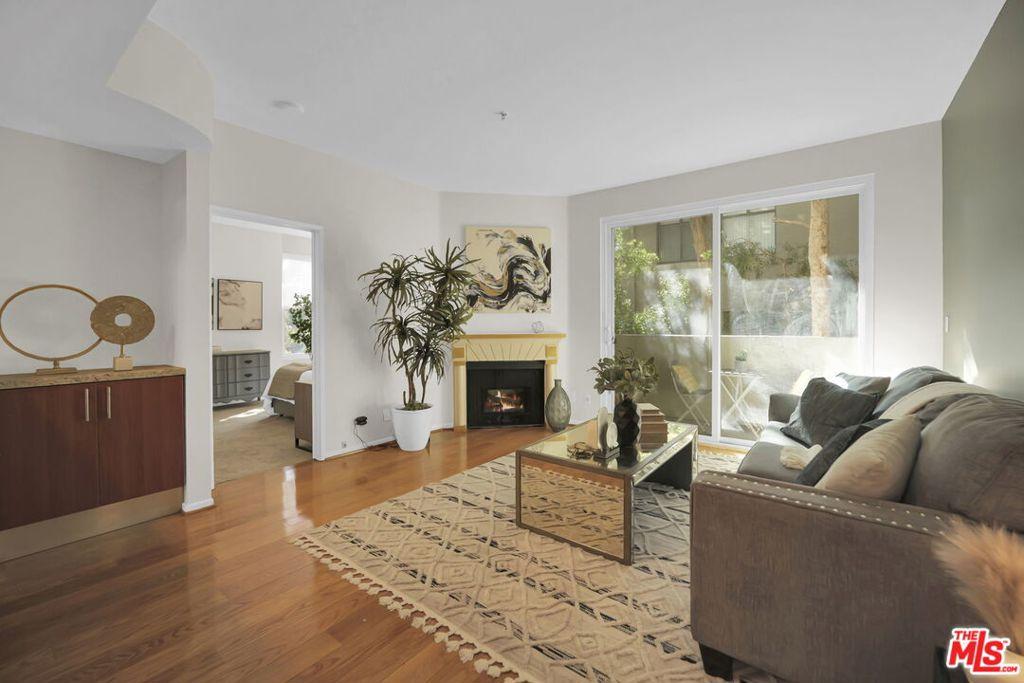 620 S Gramercy PL #135 Los Angeles CA 90005 | MLS #26995907 45 MLS #26995907 image #0