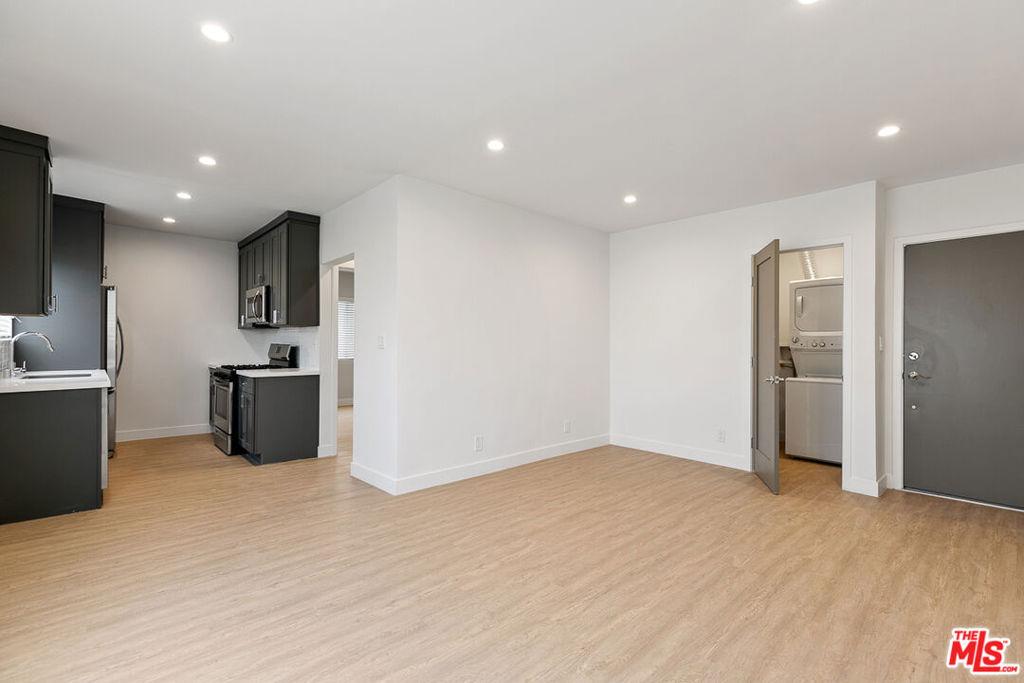 MLS #26995977 image #0