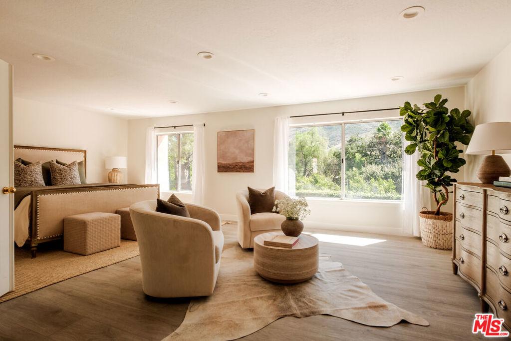 MLS #26996077 image #0