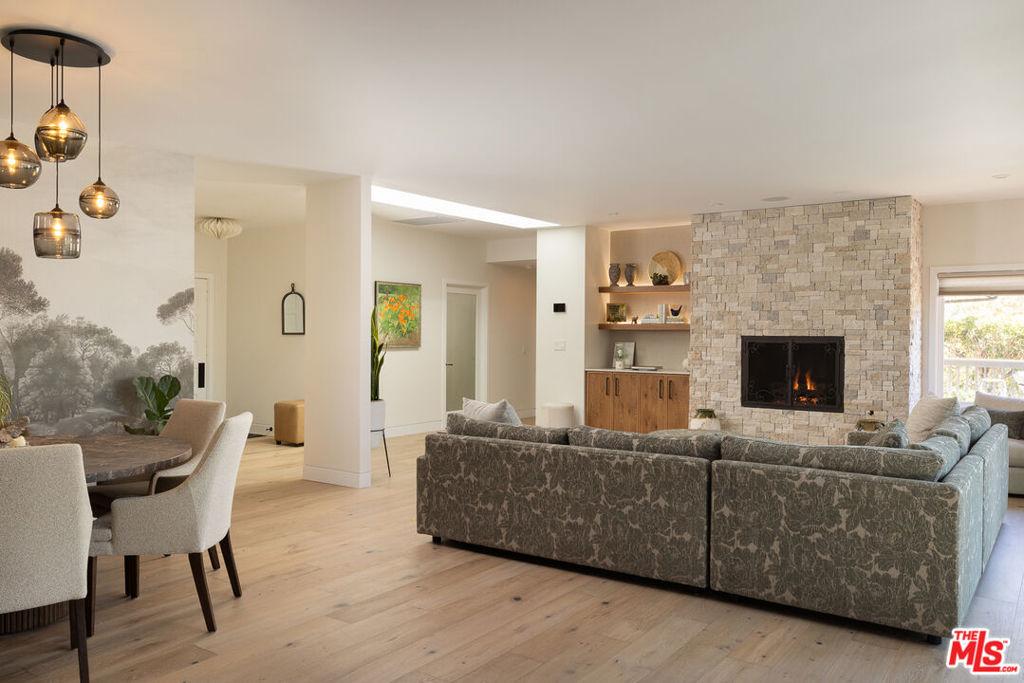 MLS #26996095 image #0