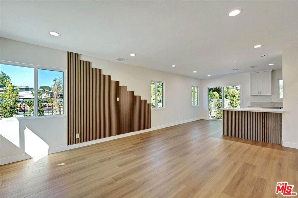 MLS #26997045 image #0