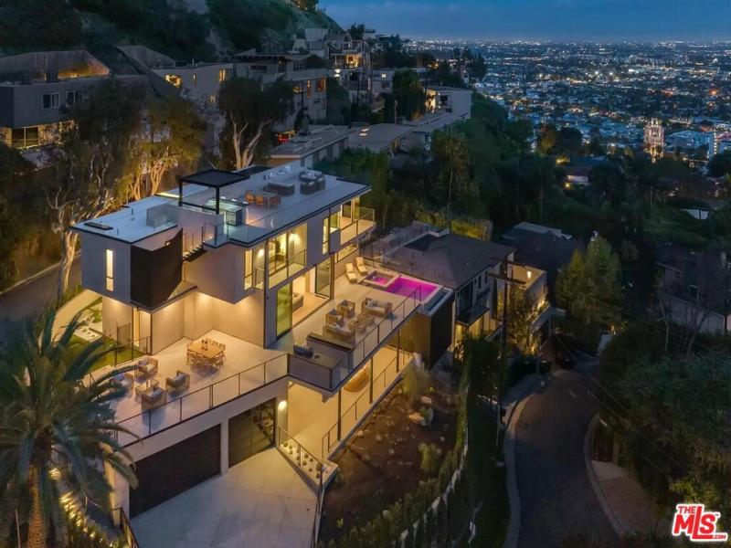 8470 Franklin AV Los Angeles CA 90069 | MLS #26998523 45 MLS #26998523 image #0