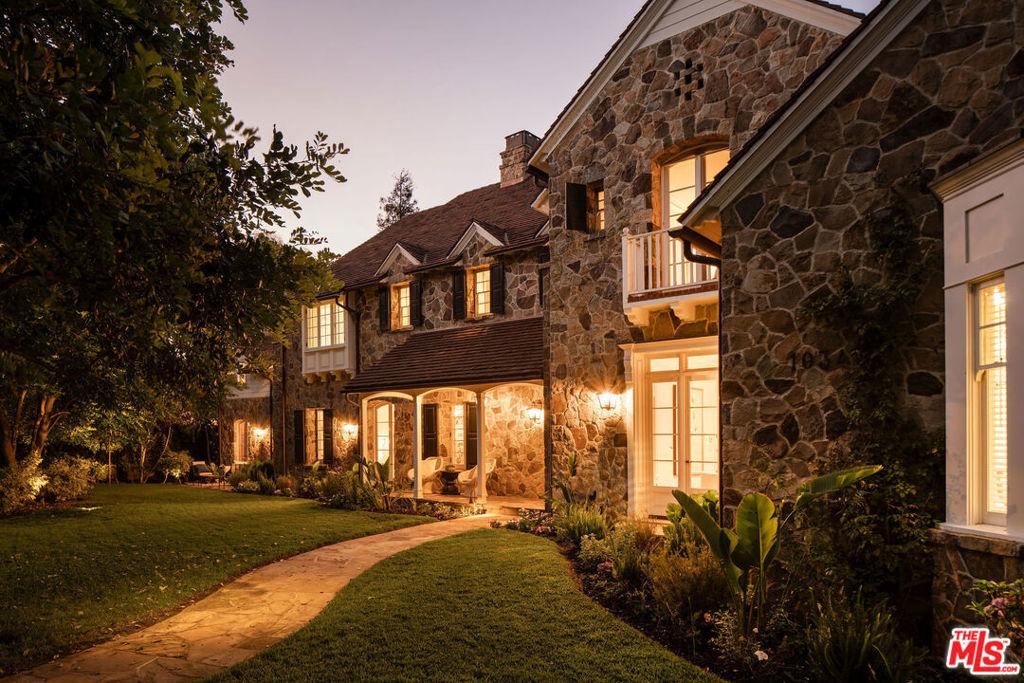 MLS #26999105 image #0