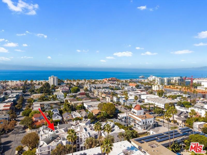 2115 3rd ST #102 Santa Monica CA 90405 | MLS #26999135 37 MLS #26999135 image #0