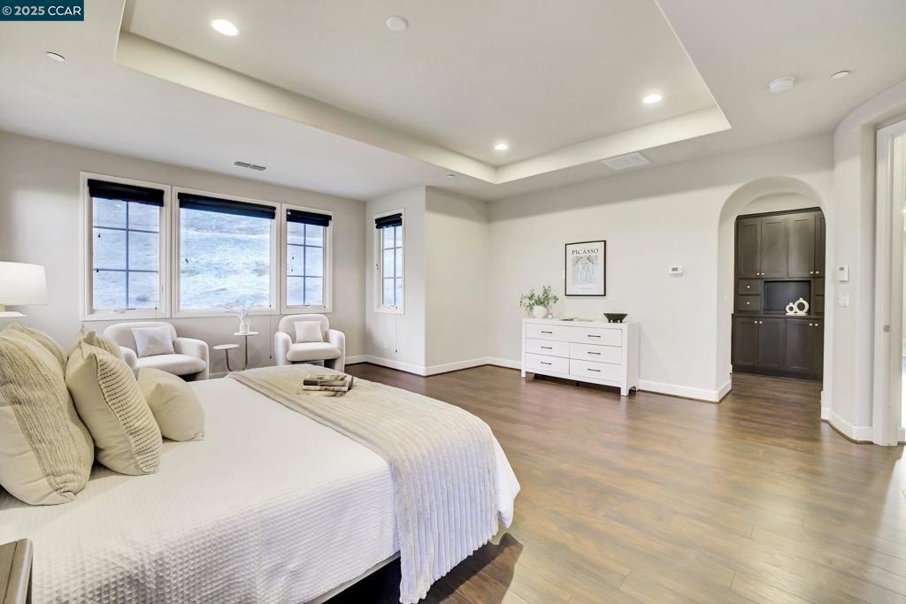 MLS #41096697 image #0