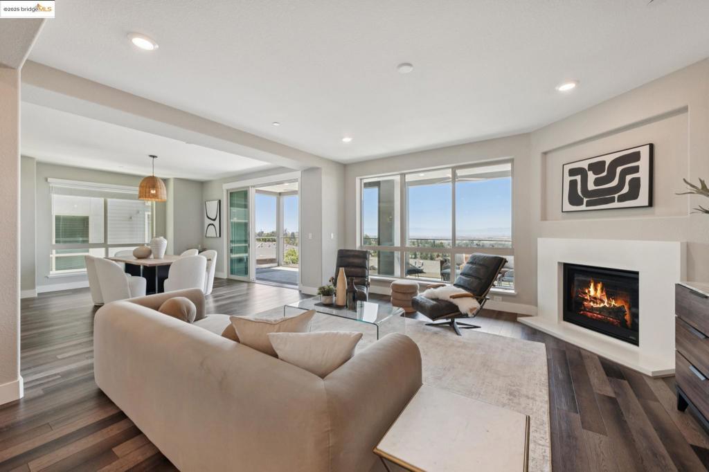 MLS #41102046 image #0