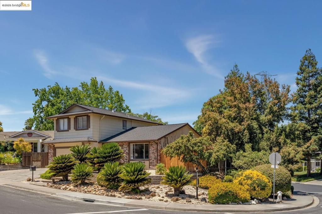 MLS #41104235 image #0