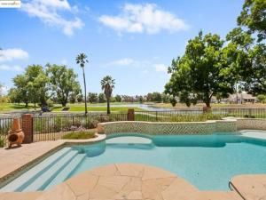 MLS #41105506 image #0