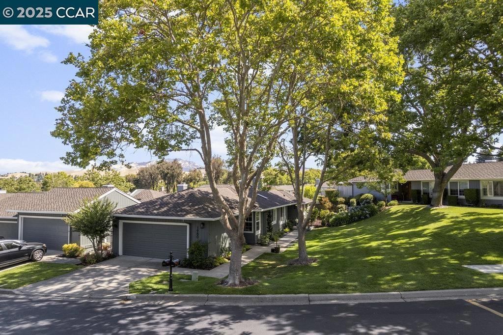 MLS #41107605 image #0