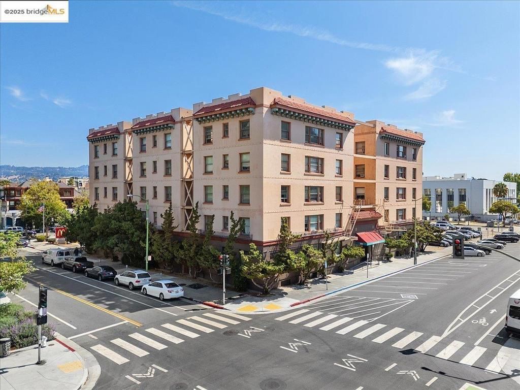 MLS #41111406 image #0