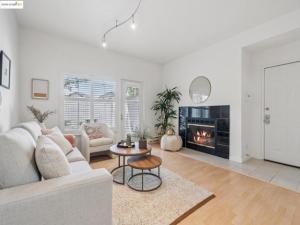 MLS #41112593 image #0