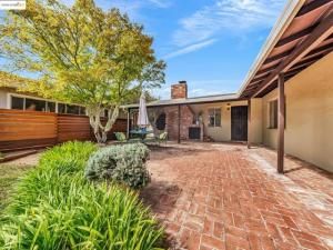 MLS #41113540 image #0