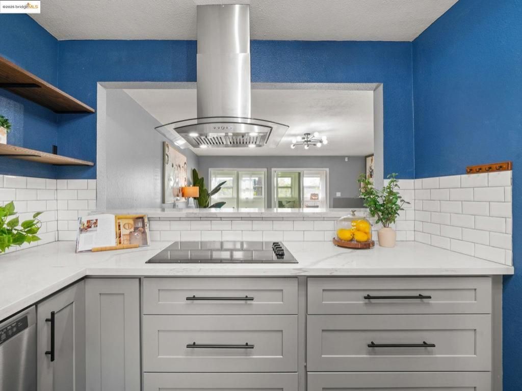 MLS #41113562 image #0