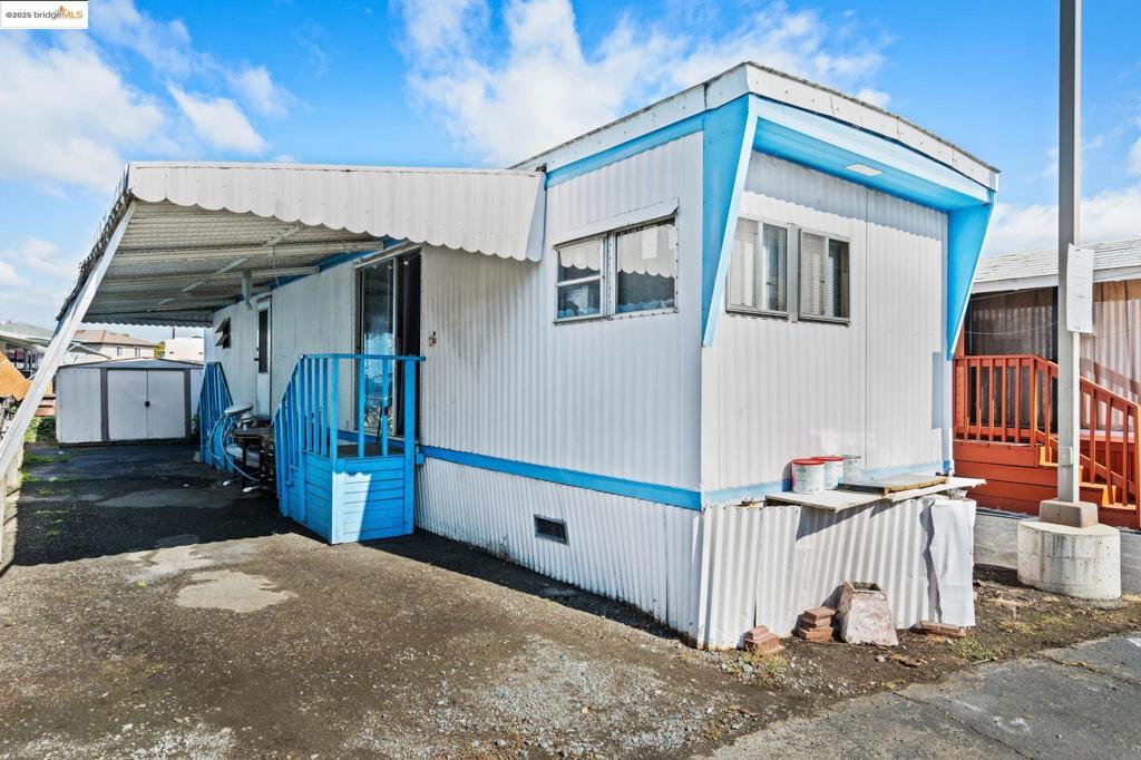 MLS #41113909 image #0