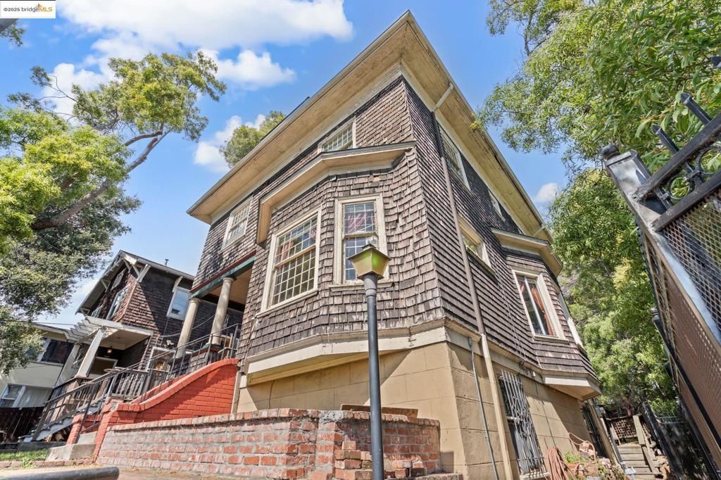 MLS #41113972 image #0