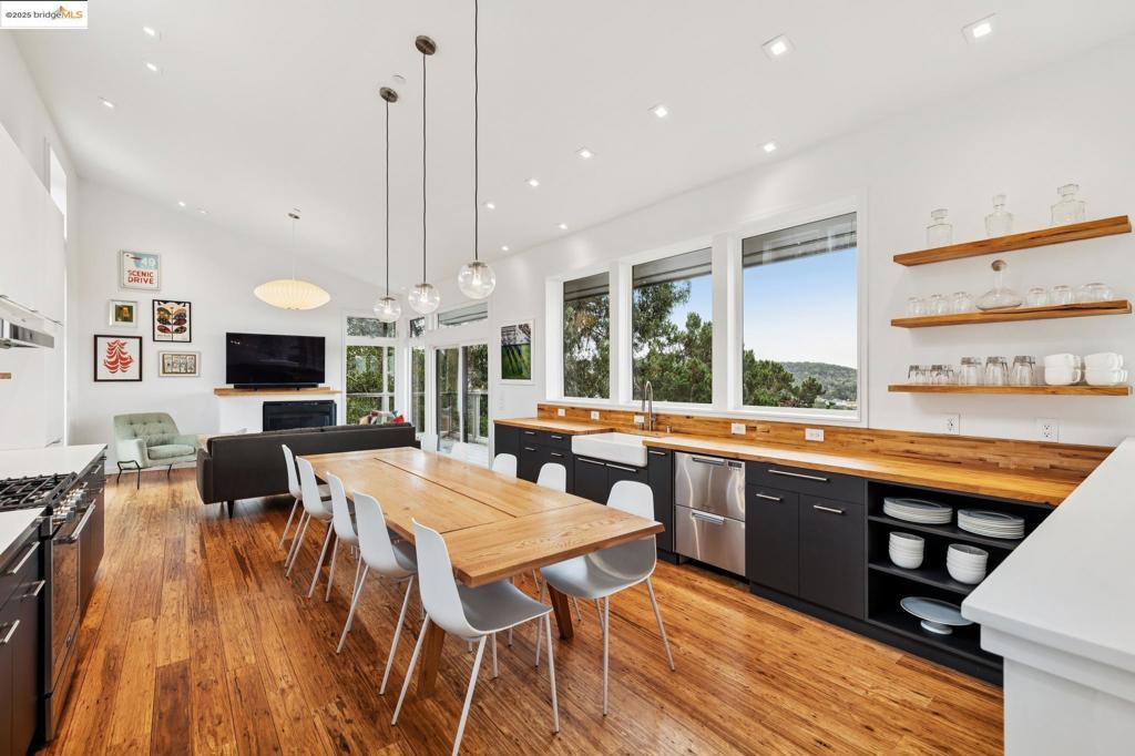 MLS #41115079 image #0